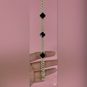 Elegant Black and Gold Bracelet